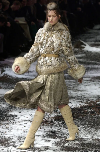 Look 11